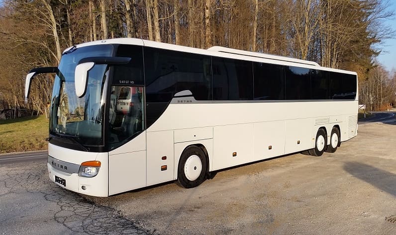 Emilia-Romagna: Buses hire in Parma in Parma and Italy